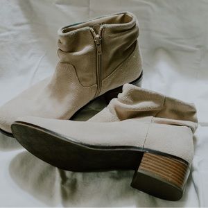 Vionic Kanela bootie